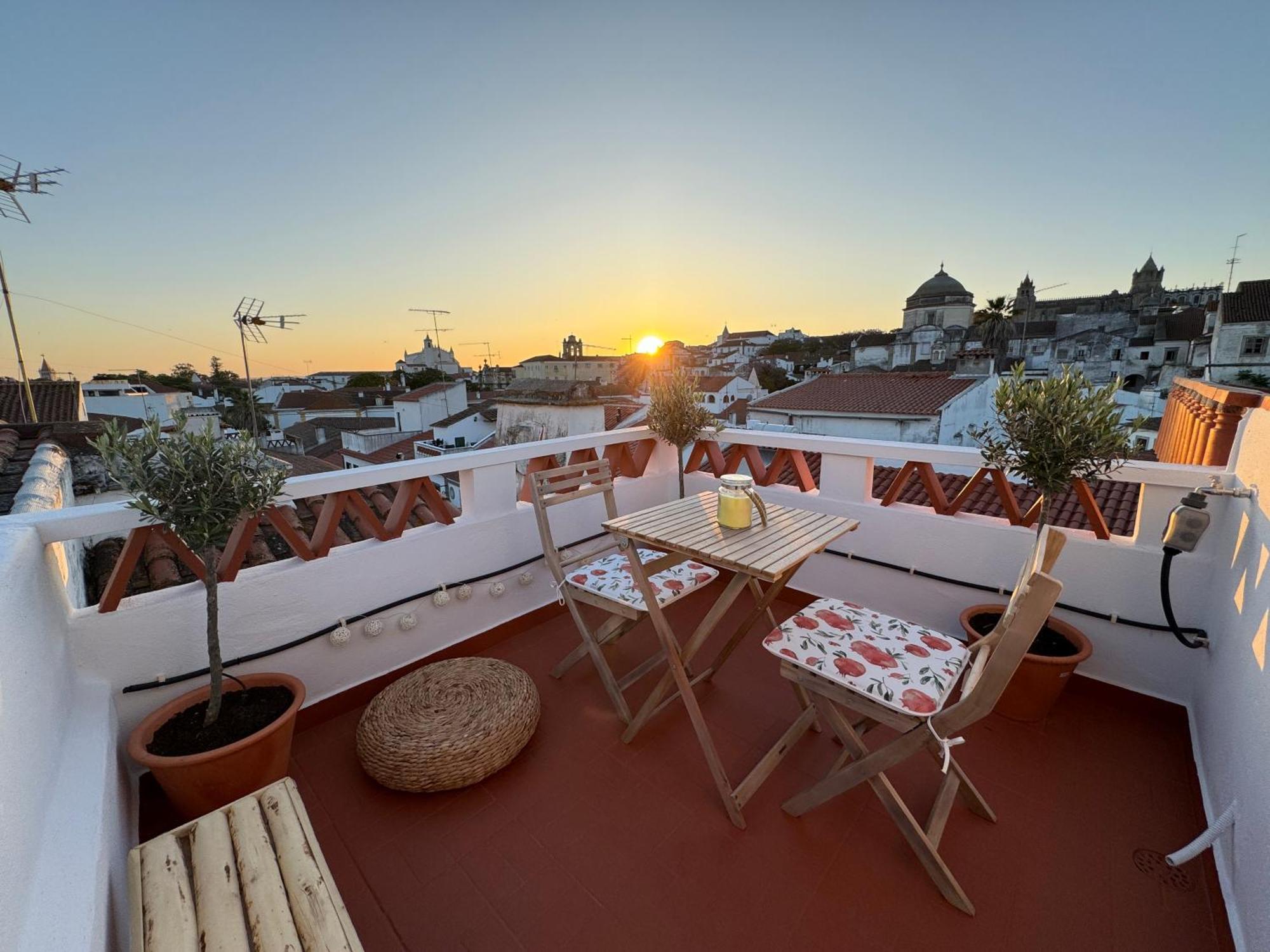 Villa Evora Castle - Private Alentejo House With A Terrace Exterior foto